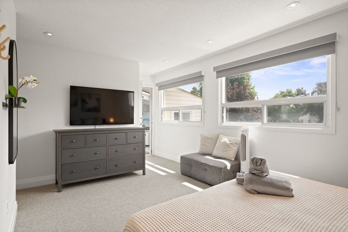 Pickering Main — Bedroom 1